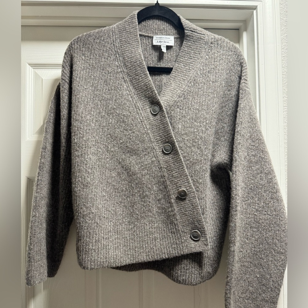 & OTHER STORIES_Relaxed Asymmetrical Knit Cardigan